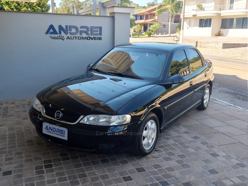 VECTRA 2.2 MPFI GLS 8V GASOLINA 4P MANUAL - 2000 - SERAFINA CORRêA