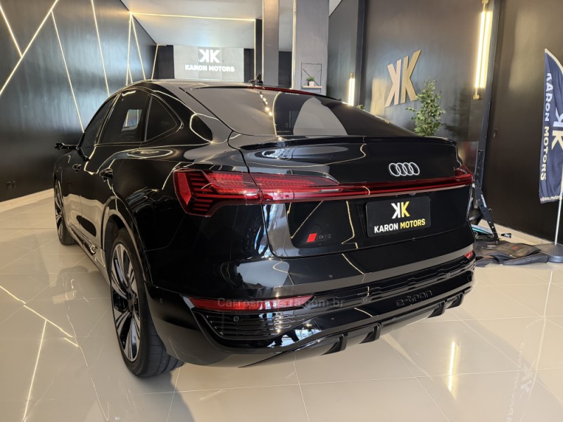 E-TRON SPORTBACK PERFORMANCE BLACK ELÉTRICO 4P AUTOMÁTICO - 2024 - CAXIAS DO SUL