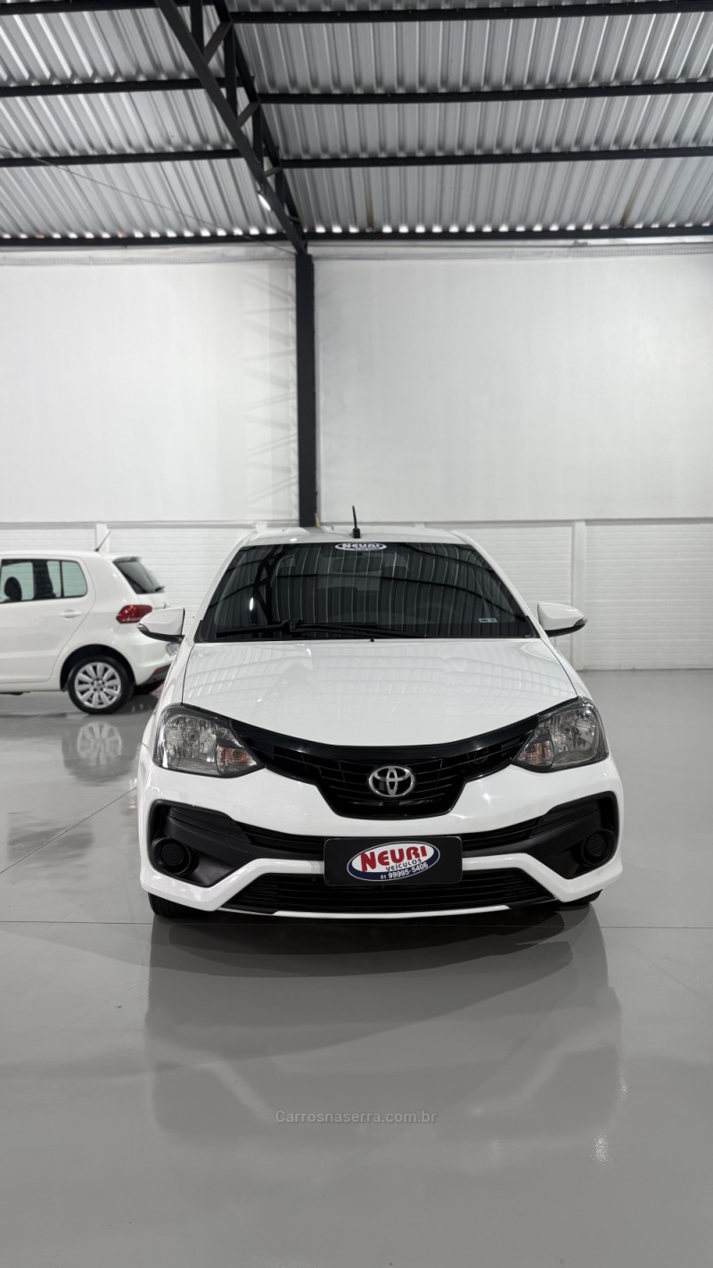 ETIOS 1.5 X PLUS 16V FLEX 4P MANUAL - 2020 - LAJEADO