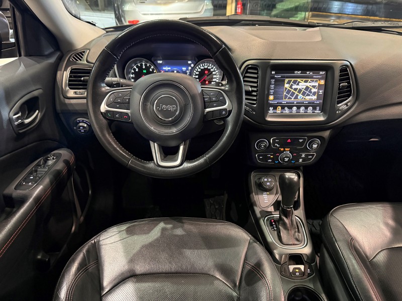 COMPASS 2.0 16V DIESEL TRAILHAWK 4X4 AUTOMÁTICO - 2017 - FARROUPILHA