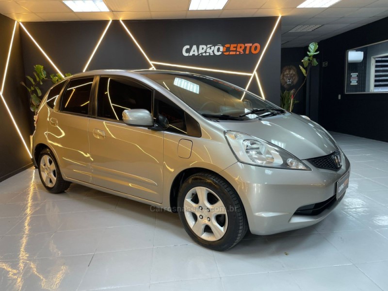 FIT 1.4 LX 8V GASOLINA 4P AUTOMÁTICO - 2010 - NOVO HAMBURGO