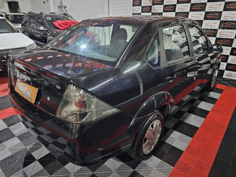 FIESTA 1.6 MPI CLASS 8V GASOLINA 4P MANUAL - 2013 - CAXIAS DO SUL