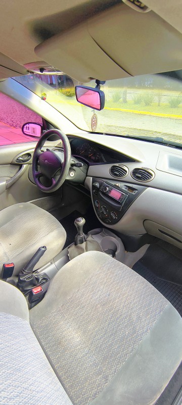 FOCUS 1.8 GL 16V GASOLINA 4P MANUAL - 2002 - FARROUPILHA