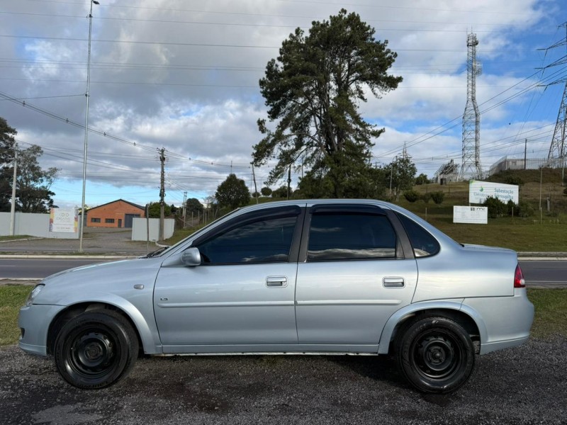 CORSA 1.0 MPFI CLASSIC SEDAN 8V GASOLINA 4P MANUAL - 2011 - FARROUPILHA
