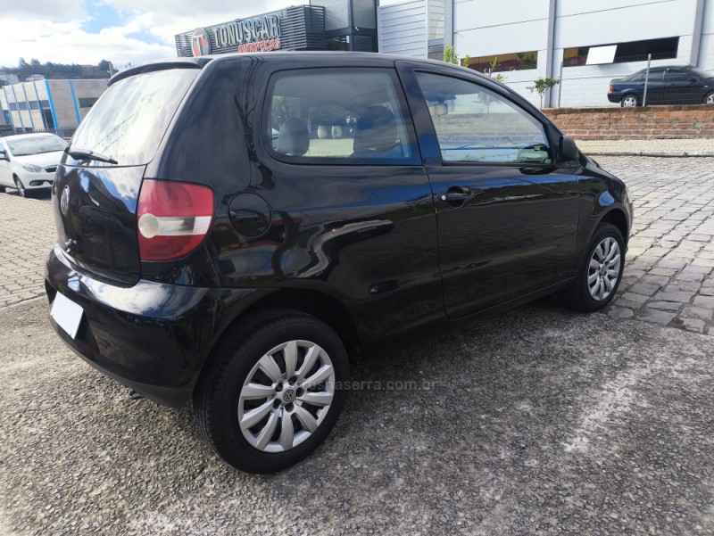 FOX 1.0 MI 8V FLEX 4P MANUAL - 2009 - FARROUPILHA