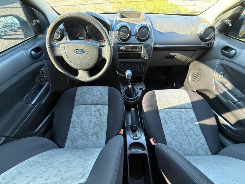 FIESTA 1.6 MPI SEDAN 8V FLEX 4P MANUAL - 2008 - FARROUPILHA