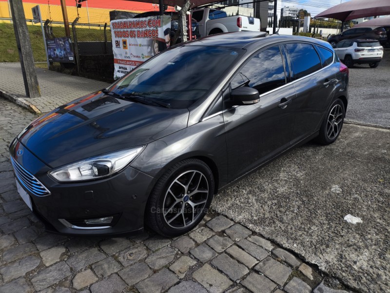 FOCUS 2.0 TITANIUM PLUS 16V FLEX 4P AUTOMÁTICO