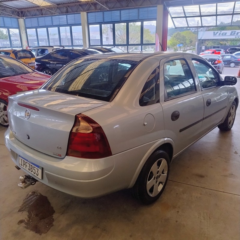 CORSA 1.4 MPFI MAXX SEDAN 8V FLEX 4P MANUAL - 2011 - CAMPO BOM