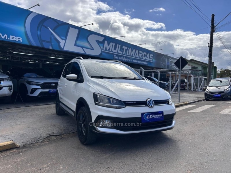 CROSSFOX 1.6 MI FLEX 8V 4P MANUAL - 2016 - VENâNCIO AIRES