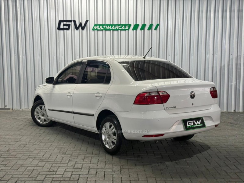 VOYAGE 1.6 MI TRENDLINE 8V FLEX 4P MANUAL - 2017 - CAXIAS DO SUL