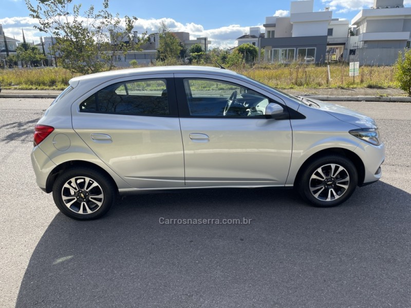 ONIX 1.4 MPFI LTZ 8V FLEX 4P MANUAL - 2015 - BENTO GONçALVES