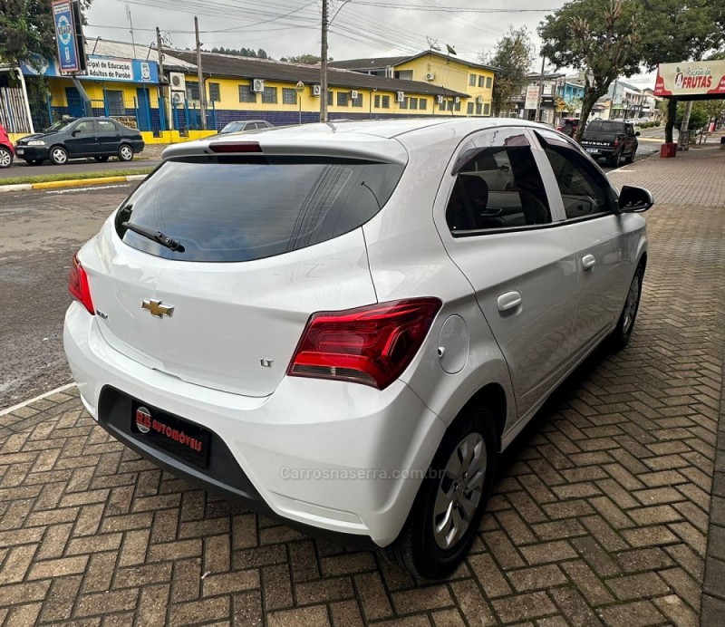ONIX 1.0 MPFI LT 8V FLEX 4P MANUAL - 2019 - PAROBé