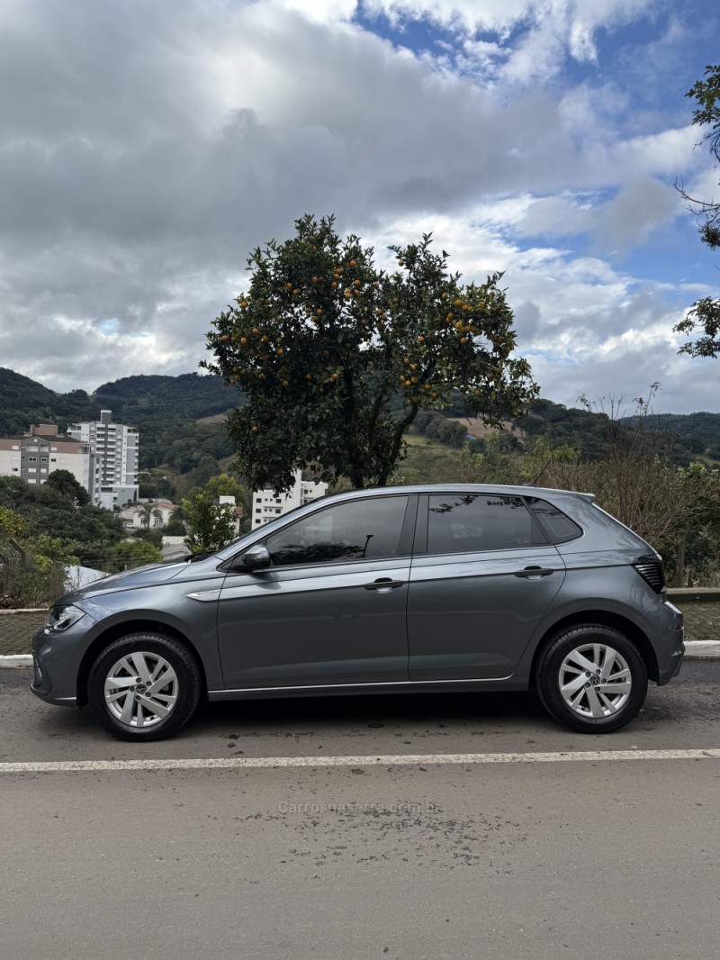 POLO 1.0 TSI COMFORTLINE 12V FLEX 4P AUTOMÁTICO - 2025 - NOVA ARAçá