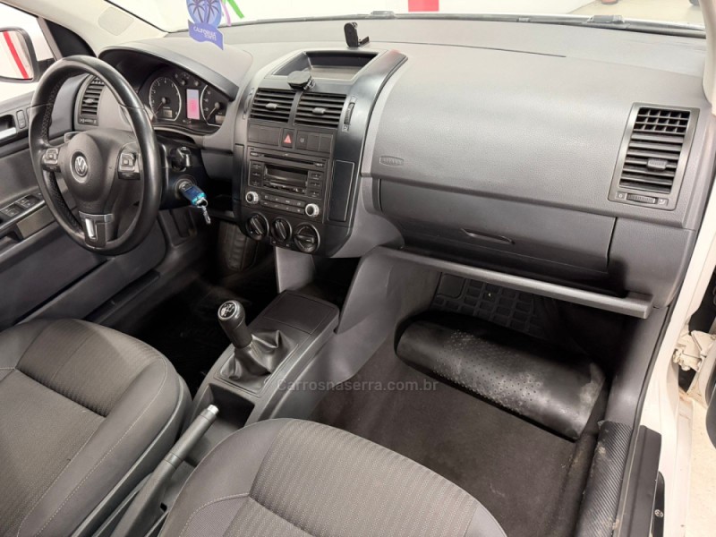 POLO 1.6 MI 8V FLEX 4P MANUAL - 2014 - CAXIAS DO SUL