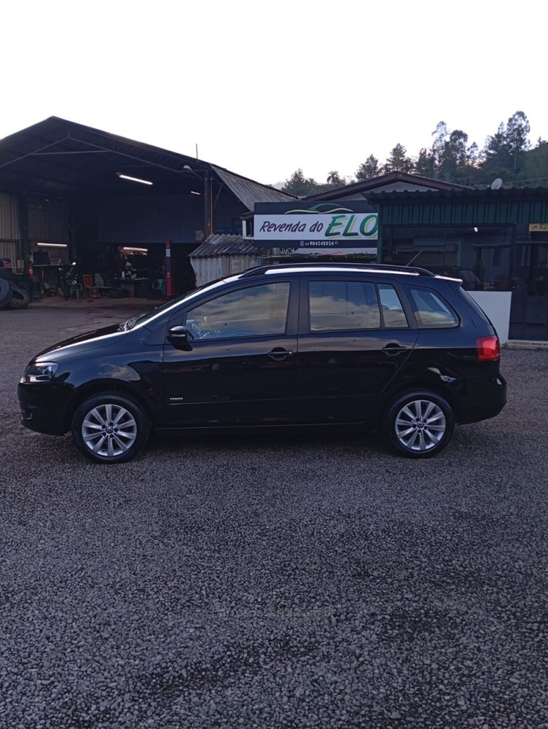 SPACEFOX 1.6 MI TREND 8V FLEX 4P MANUAL - 2012 - PICADA CAFé