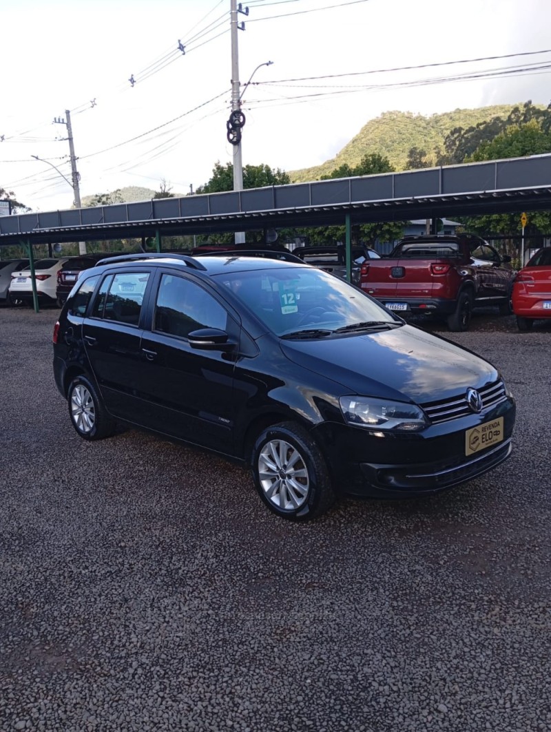 SPACEFOX 1.6 MI TREND 8V FLEX 4P MANUAL - 2012 - PICADA CAFé
