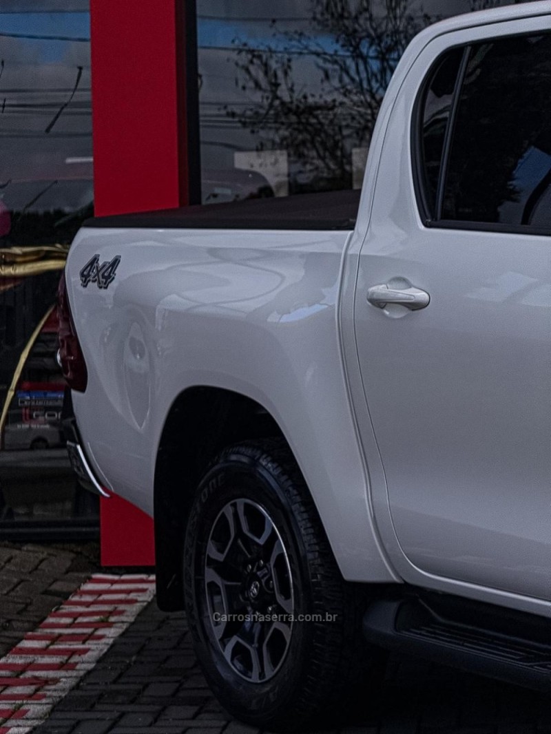 HILUX 2.8 SR 4X4 CD 16V DIESEL 4P AUTOMÁTICO - 2024 - CANELA