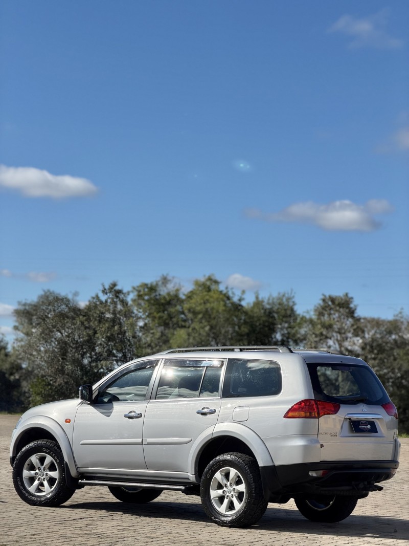 PAJERO 3.2 HPE 4X4 7 LUGARES 16V TURBO INTERCOOLER DIESEL 4P AUTOMÁTICO - 2012 - ANTôNIO PRADO