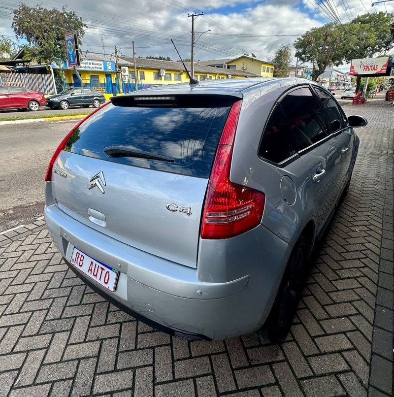 C4 2.0 GLX 16V FLEX 4P MANUAL - 2010 - PAROBé
