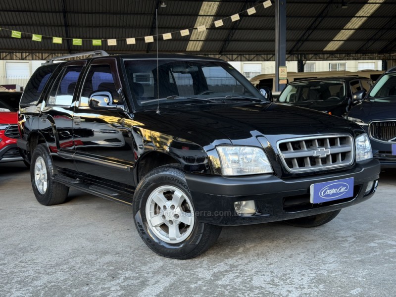 BLAZER 2.4 MPFI ADVANTAGE 4X2 8V GASOLINA 4P MANUAL - 2005 - CAXIAS DO SUL