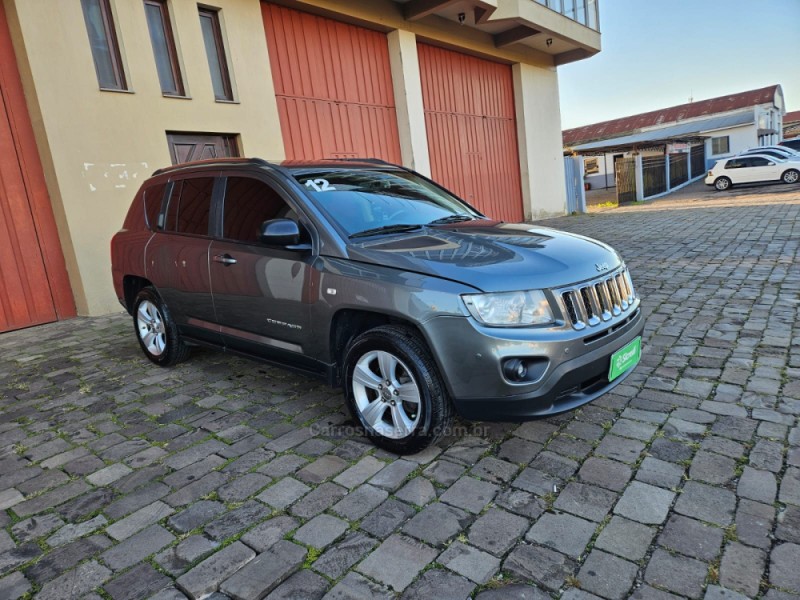 COMPASS 2.0 SPORT 4X2 16V GASOLINA 4P AUTOMÁTICO - 2012 - VERANóPOLIS