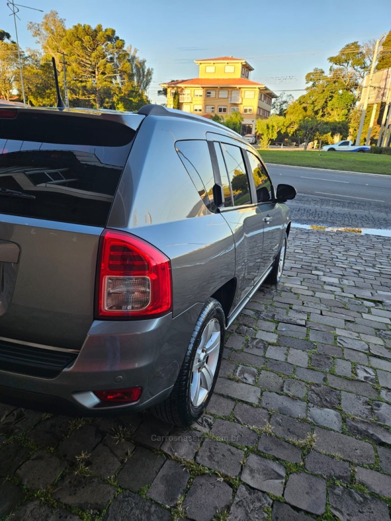 COMPASS 2.0 SPORT 4X2 16V GASOLINA 4P AUTOMÁTICO - 2012 - VERANóPOLIS