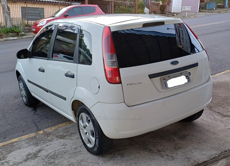 FIESTA 1.0 MPI 8V GASOLINA 4P MANUAL - 2003 - FARROUPILHA