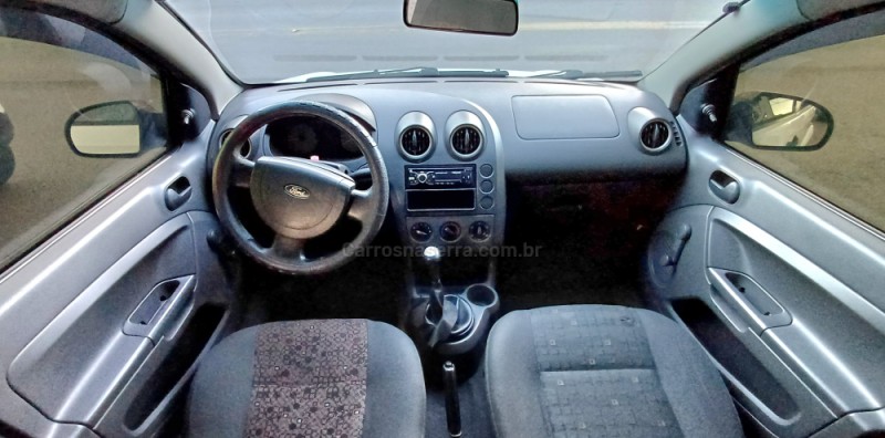 FIESTA 1.0 MPI 8V GASOLINA 4P MANUAL - 2003 - FARROUPILHA