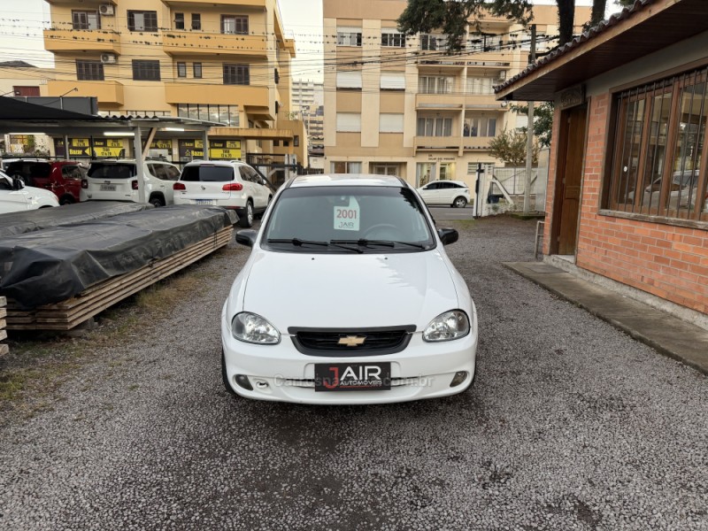 CORSA 1.0 EFI WIND 8V GASOLINA 4P MANUAL - 2001 - GARIBALDI