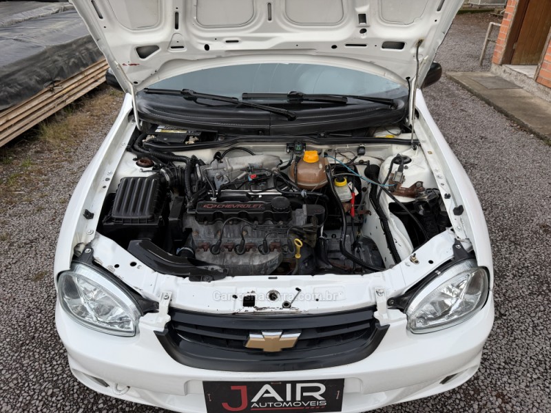CORSA 1.0 EFI WIND 8V GASOLINA 4P MANUAL - 2001 - GARIBALDI