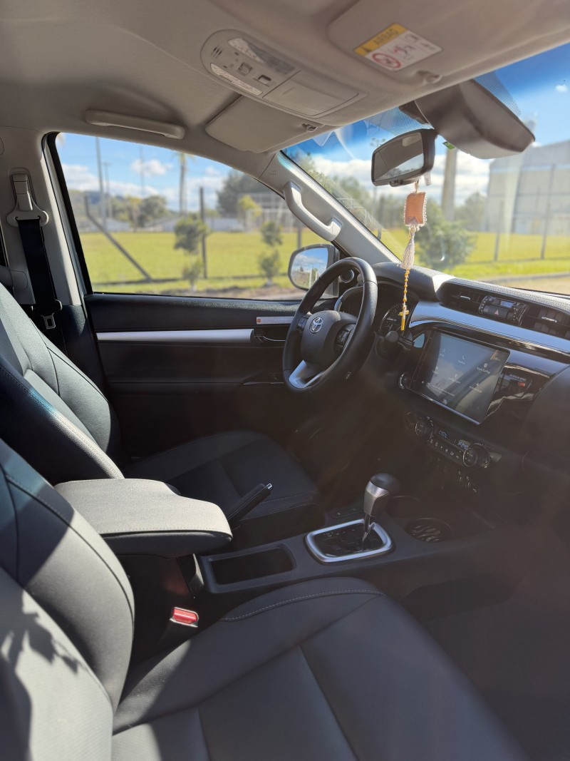 HILUX 2.8 SRX PLUS 4X4 CD TURBO DIESEL 4P AUTOMÁTICO - 2024 - ANTôNIO PRADO