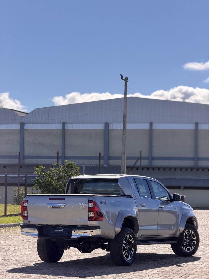 HILUX 2.8 SRX PLUS 4X4 CD TURBO DIESEL 4P AUTOMÁTICO - 2024 - ANTôNIO PRADO