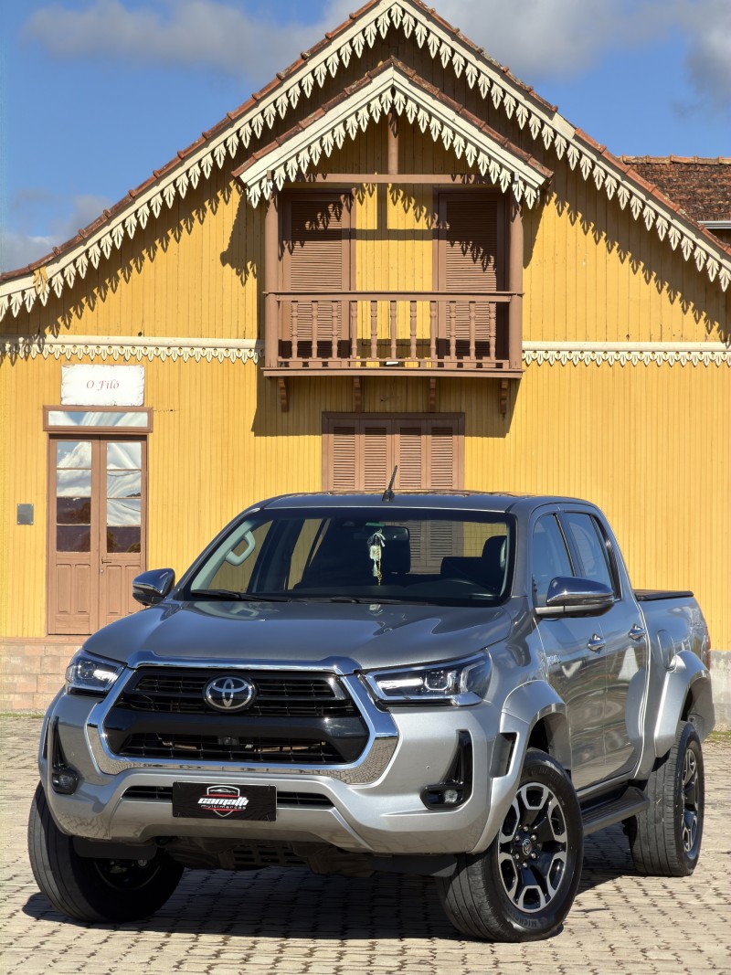 HILUX 2.8 SRX PLUS 4X4 CD TURBO DIESEL 4P AUTOMÁTICO