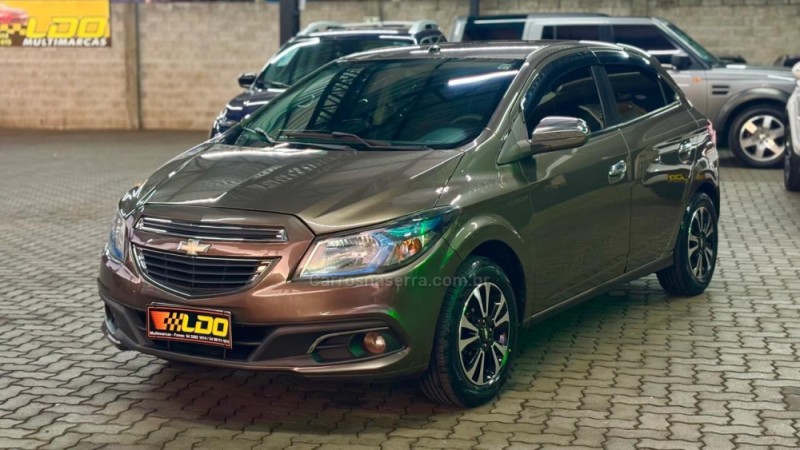 ONIX 1.4 MPFI LTZ 8V FLEX 4P MANUAL - 2014 - CAXIAS DO SUL