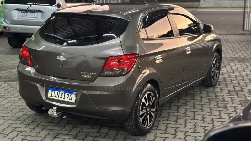 ONIX 1.4 MPFI LTZ 8V FLEX 4P MANUAL - 2014 - CAXIAS DO SUL
