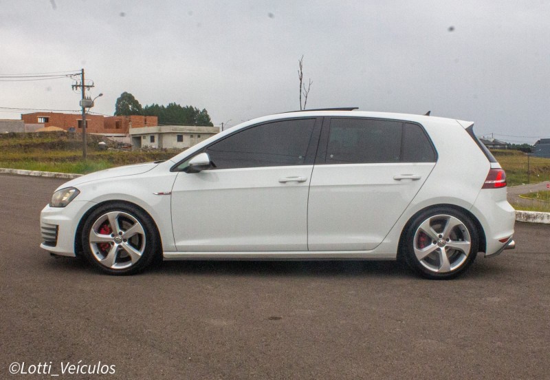 GOLF 2.0 TSI GTI 16V TURBO GASOLINA 4P AUTOMÁTICO - 2015 - FARROUPILHA