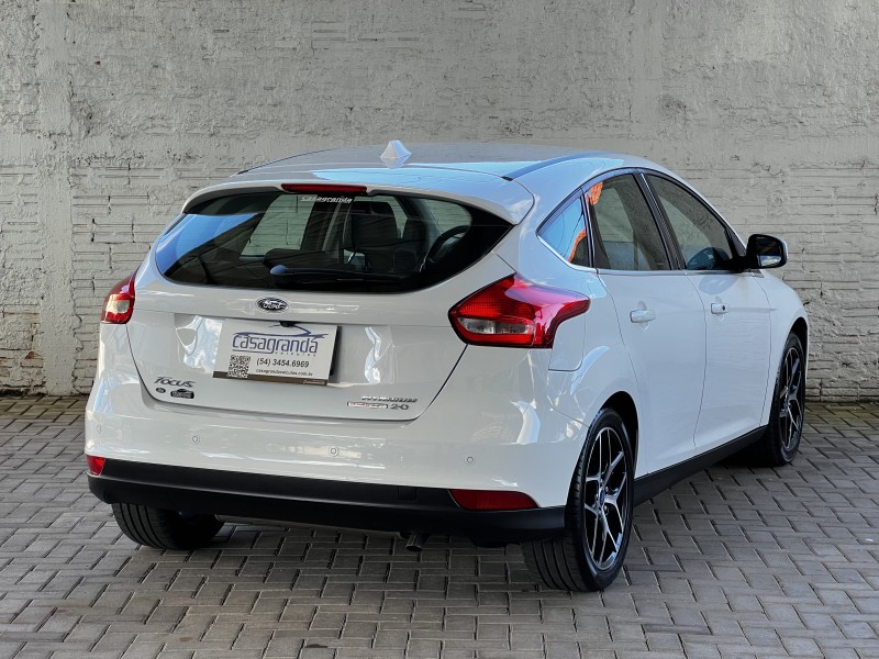 FOCUS 2.0 TITANIUM HATCH 16V FLEX 4P AUTOMÁTICO - 2016 - BENTO GONçALVES