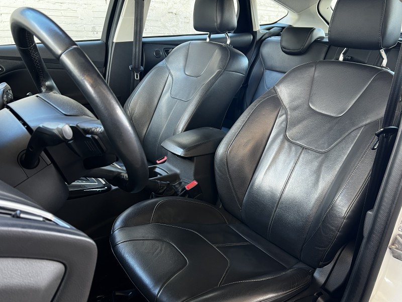FOCUS 2.0 TITANIUM HATCH 16V FLEX 4P AUTOMÁTICO - 2016 - BENTO GONçALVES