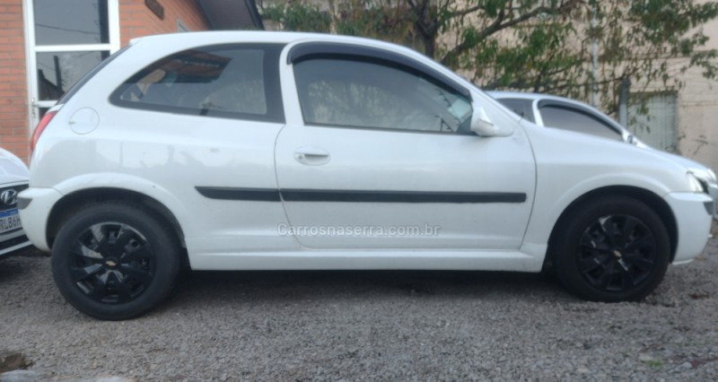 CELTA 1.0 MPFI SUPER 8V FLEX 2P MANUAL - 2001 - CAXIAS DO SUL