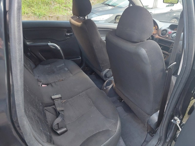 C3 1.4 I GLX 8V GASOLINA 4P MANUAL - 2006 - BENTO GONçALVES