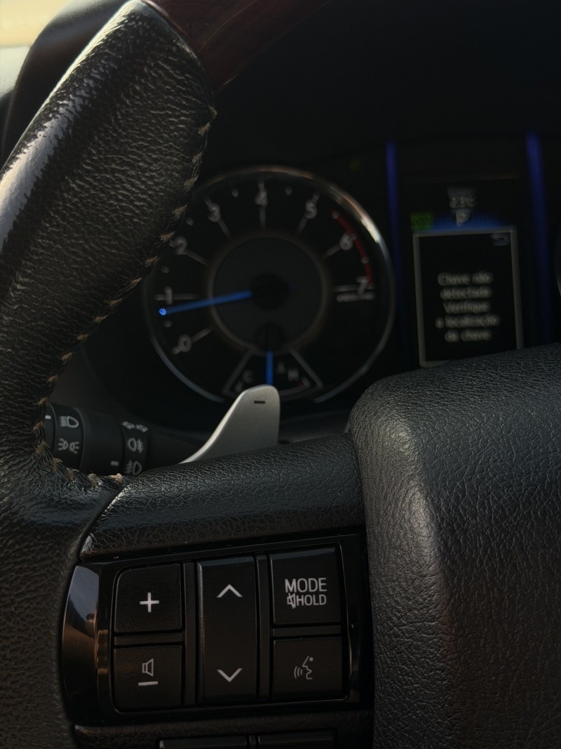 HILUX SW4 2.7 SRV 4X2 16V FLEX 7 LUGARES 4P AUTOMÁTICO - 2019 - ANTôNIO PRADO