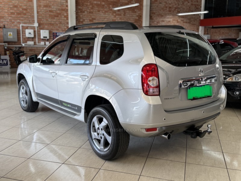 DUSTER 2.0 TECH ROAD 4X2 16V FLEX 4P MANUAL - 2015 - BENTO GONçALVES