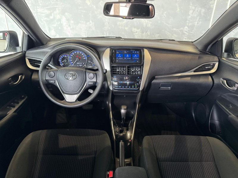 YARIS 1.3 16V FLEX XL PLUS TECH MULTIDRIVE17 - 2019 - CAXIAS DO SUL