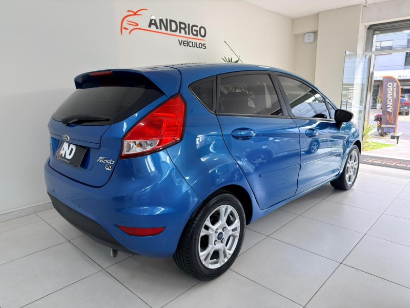 FIESTA 1.6 SE HATCH 16V FLEX 4P AUTOMÁTICO - 2015 - CAXIAS DO SUL