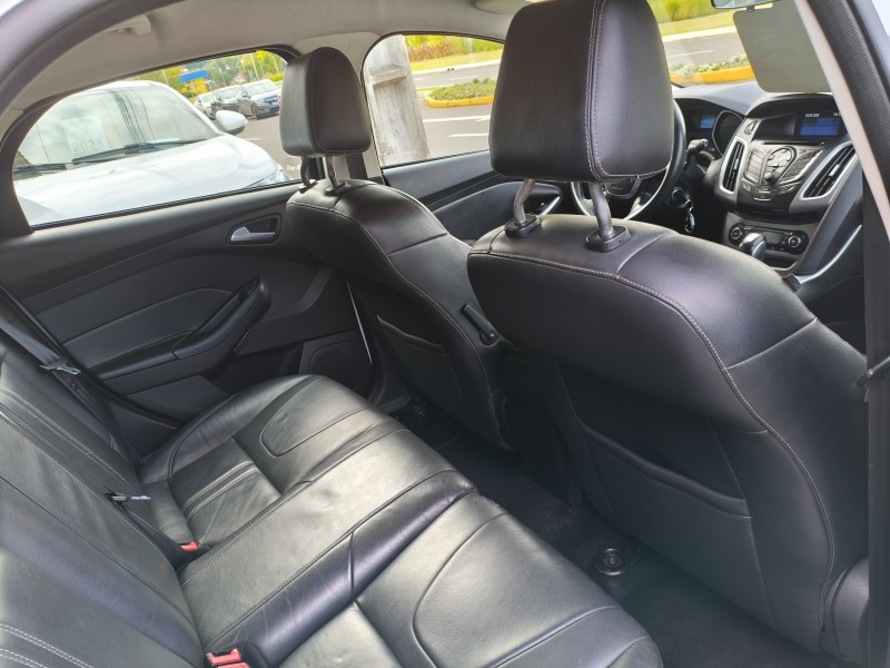 FOCUS 2.0 SE PLUS 16V FLEX 4P AUTOMÁTICO - 2015 - BOM PRINCíPIO