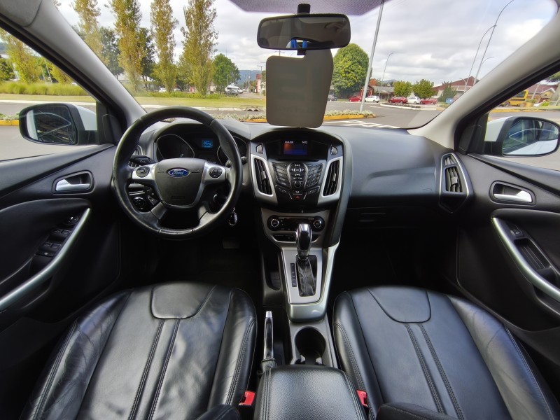 FOCUS 2.0 SE PLUS 16V FLEX 4P AUTOMÁTICO - 2015 - BOM PRINCíPIO
