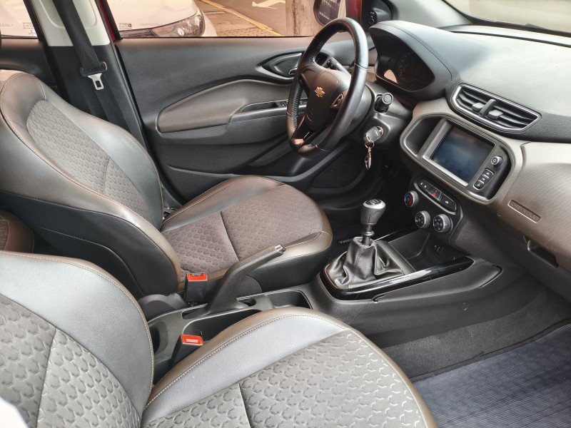 PRISMA 1.4 MPFI LTZ 8V FLEX 4P MANUAL - 2018 - BOM PRINCíPIO