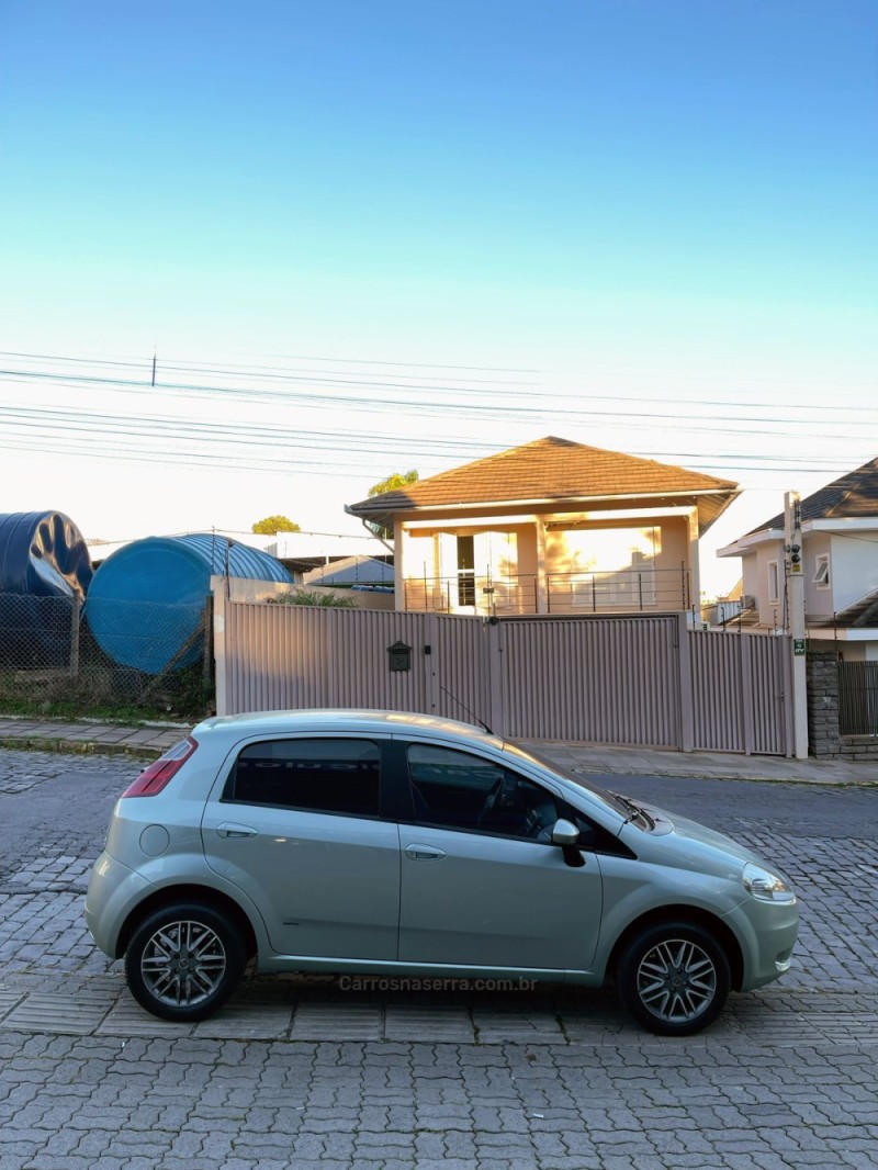 PUNTO 1.4 ELX 8V FLEX 4P MANUAL - 2008 - BENTO GONçALVES