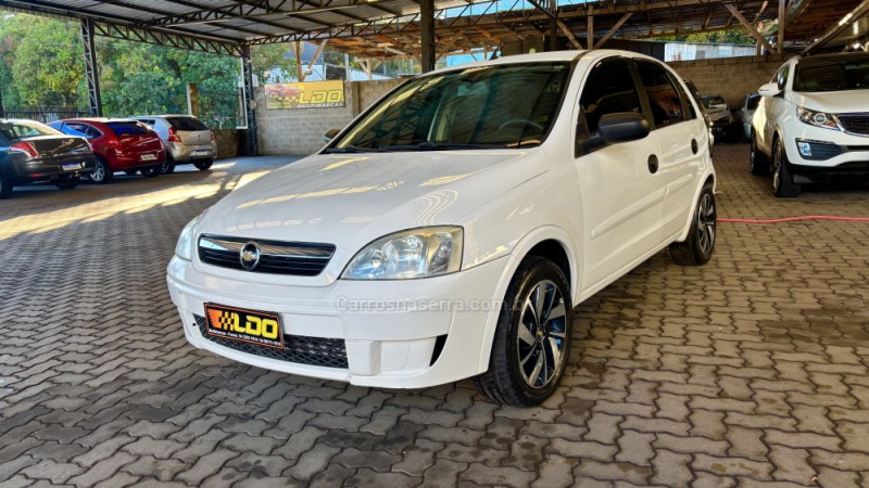 CORSA 1.4 MPFI MAXX 8V FLEX 4P MANUAL - 2011 - CAXIAS DO SUL