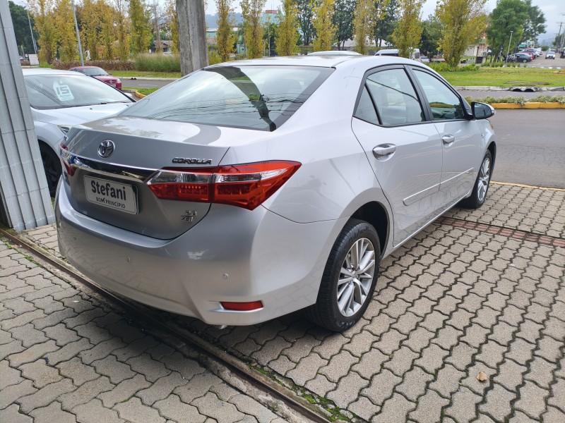 COROLLA 2.0 XEI 16V FLEX 4P AUTOMÁTICO - 2015 - BOM PRINCíPIO
